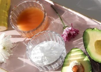 Dry, Flaky & Itchy Scalp: Home Remedies, DIY Treatment & How To Guide (Updated:2019) – Luxy Hair