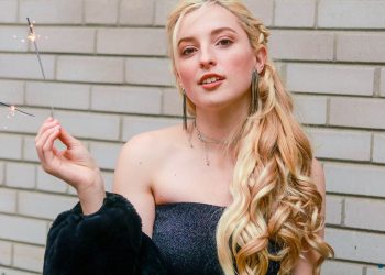 Holiday Hair and Makeup: Luxy Office Party